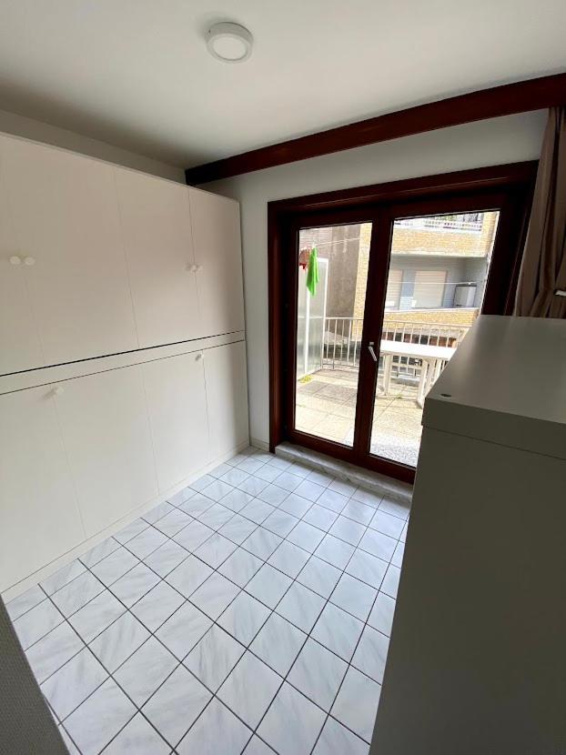 Appart Sympa 6P Avec Garage Et Terrasse Ensoleillee Et Spacieuse A 25M De La Mer Westende Миделкерк Экстерьер фото